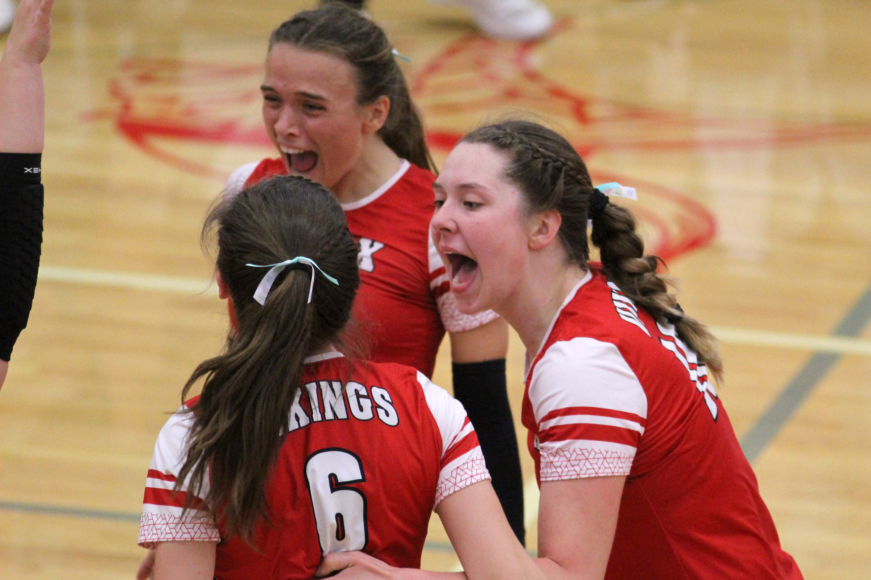 Cameron at Colfax volleyball regionals 10-24-19